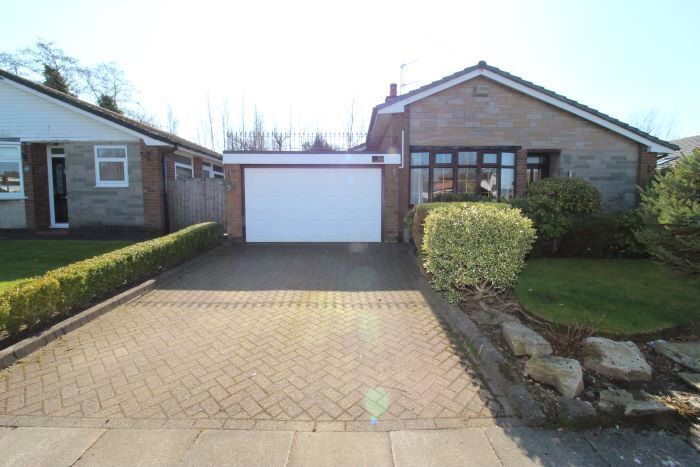 3 Bedroom Detached Bungalow To Rent In Mountbatten Close, Bury, BL9