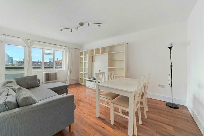 3 Bedroom Apartment To Rent In Kerry House, Sidney Street, London, E1