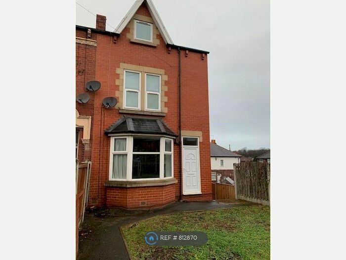 4 Bedroom Terraced House To Rent In William Avenue, Leeds LS15