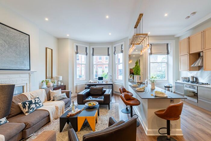 2 Bedroom Flat To Rent In Brechin Place, London, SW7