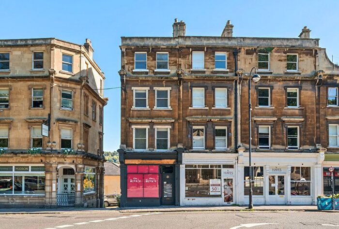 3 Bedroom Maisonette For Sale In London Street, Bath, Somerset, BA1