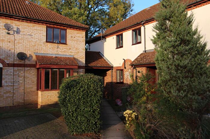 1 Bedroom End Of Terrace House To Rent In Studley Knapp, Walnut Tree, MK7
