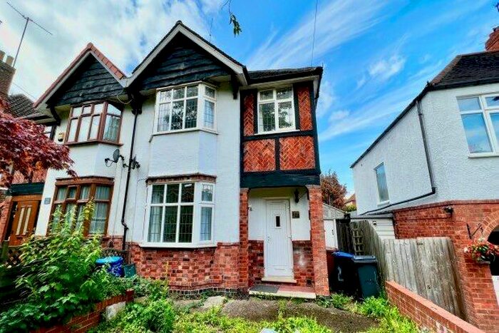 3 Bedroom Property To Rent In London Road, Northampton, NN4