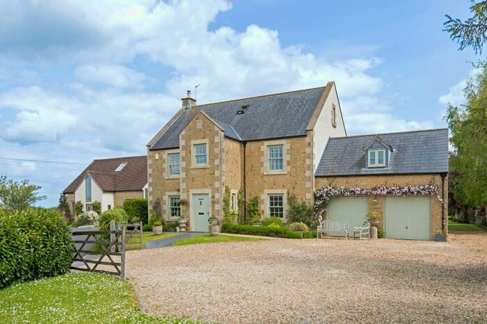 6 Bedroom Detached House For Sale In Lower Farm, Faulkland, Somerset, BA3