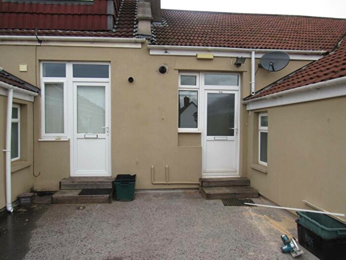 2 Bedroom Flat To Rent In Filton Road, Horfield, Bristol, BS7