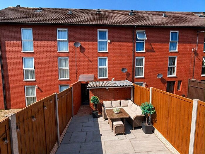 3 Bedroom Terraced House For Sale In Permayne, New Bradwell, Milton Keynes, MK13
