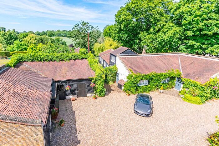 3 Bedroom Detached House For Sale In Old Park Ride, Theobalds Park, EN7