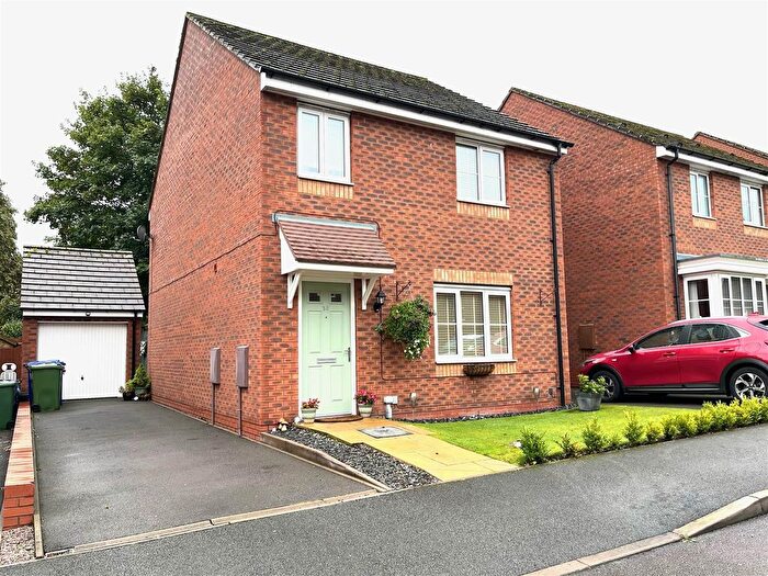 4 Bedroom Detached House For Sale In Levett Grange, Rugeley, WS15