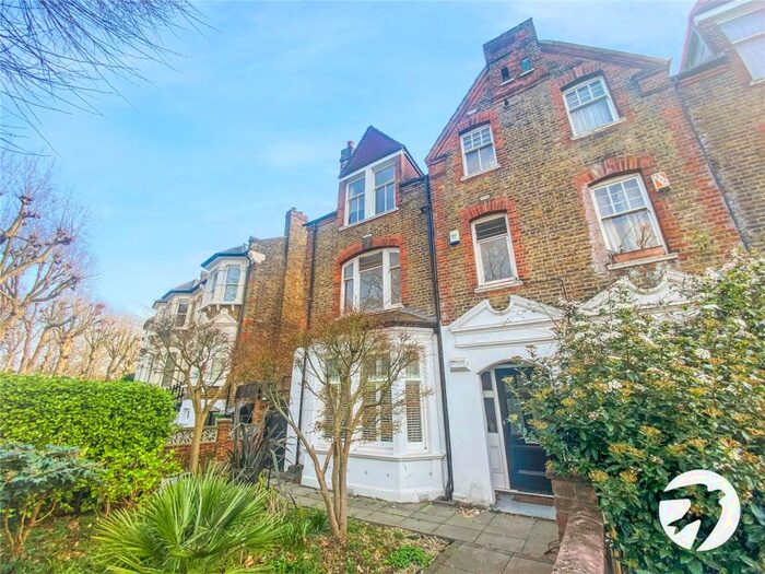 2 Bedroom Flat To Rent In Adelaide Avenue, Brockley, London, SE4