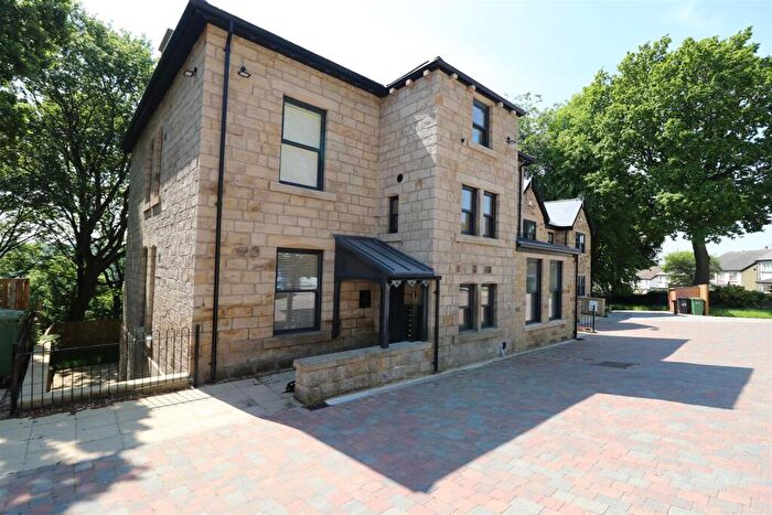1 Bedroom Flat To Rent In Clarence Road, Horsforth, Leeds, West Yorkshire, LS18