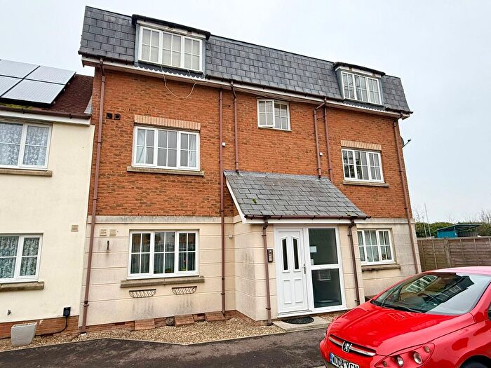 1 Bedroom Flat To Rent In Cresscombe Close, Gillingham, SP8