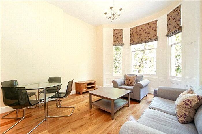 1 Bedroom Flat For Sale In Sinclair Gardens, Brook Green, London, W14