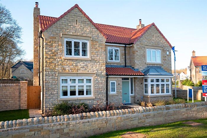 5 Bedroom Detached House For Sale In Century Way, Chesterfield, S43