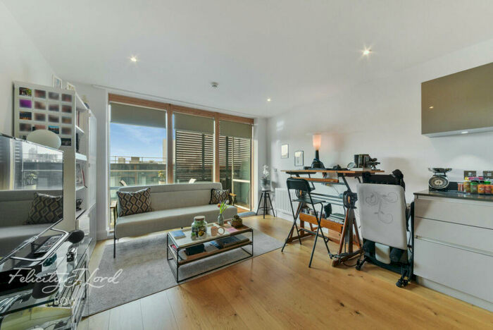 1 Bedroom Flat For Sale In Barry Blandford Way, London, E3