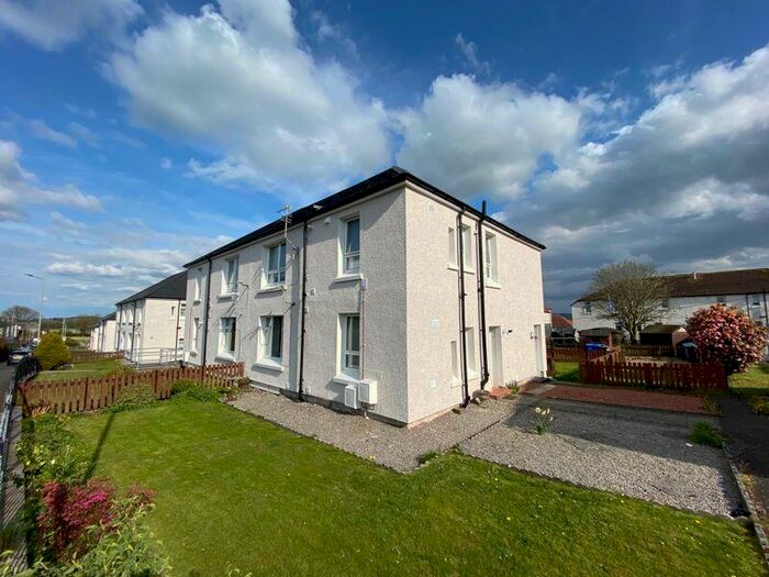 2 Bedroom Ground Flat For Sale In The Loaning, Maybole, KA19