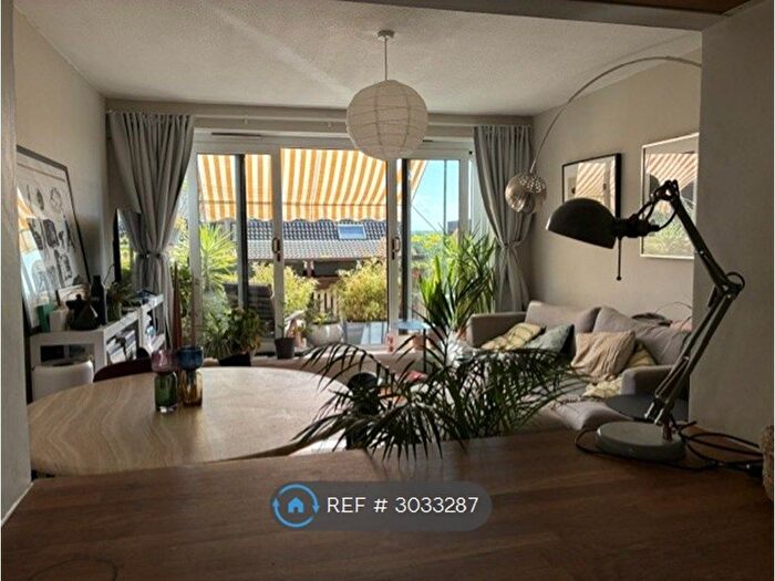 1 Bedroom Flat To Rent In Park Rise, London, SE23