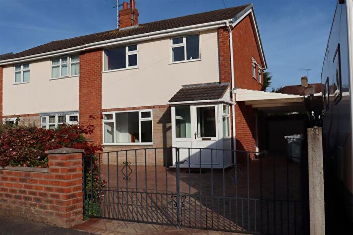 3 Bedroom Semi-Detached House To Rent In Monks Lane, Crewe, Cheshire, CW1
