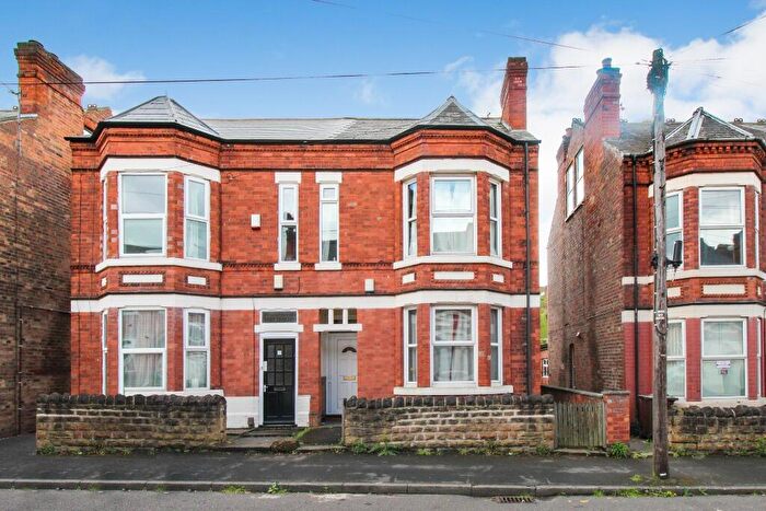 5 Bedroom Semi Detached House To Rent In Johnson Road, Lenton, Nottingham, NG7