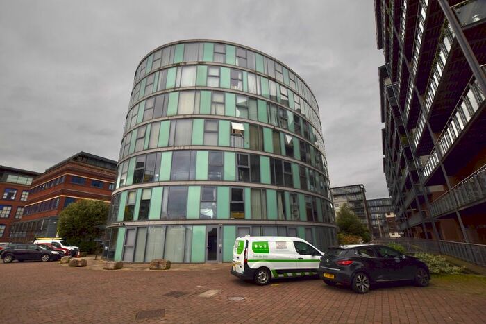 3 Bedroom Flat To Rent In Pollard Street, Manchester, M4