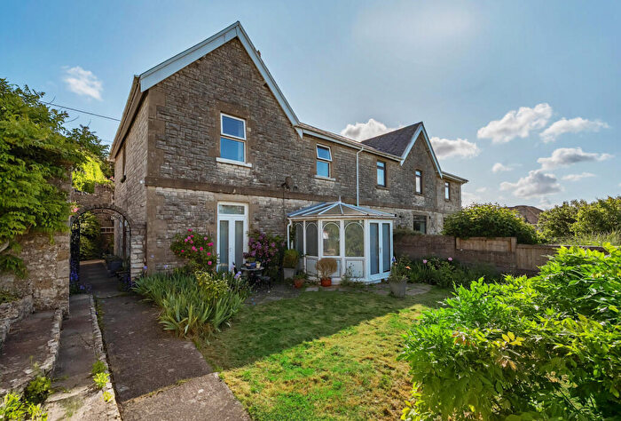 3 Bedroom Semi-Detached House For Sale In Bristol Road, Radstock, Somerset, BA3