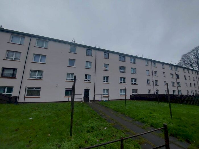 3 Bedroom Flat To Rent In Wiston Place, Dundee, DD2