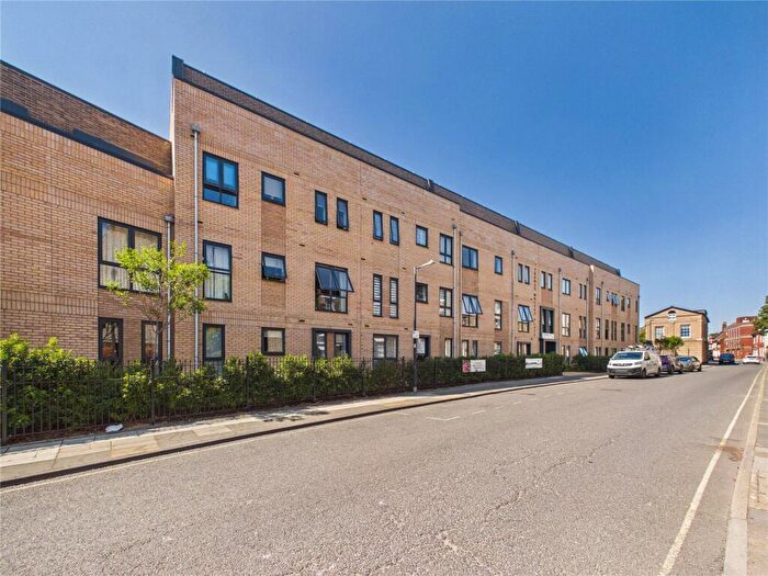 1 Bedroom Apartment For Sale In Lower Brook Street, Ipswich, Suffolk, IP4