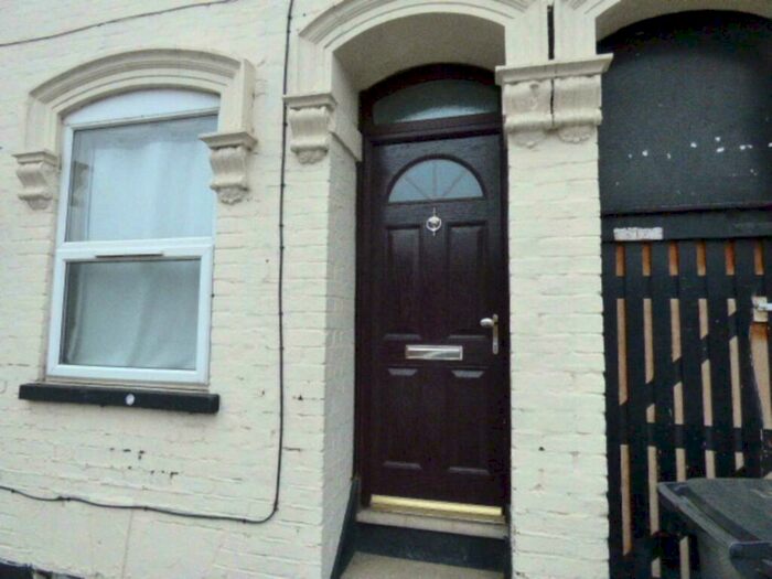 1 Bedroom Apartment To Rent In High Town Road, Luton, LU2