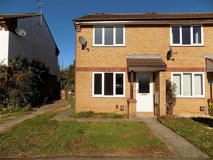 2 Bedroom End Of Terrace House To Rent In Peterhouse Crescent, March, PE15