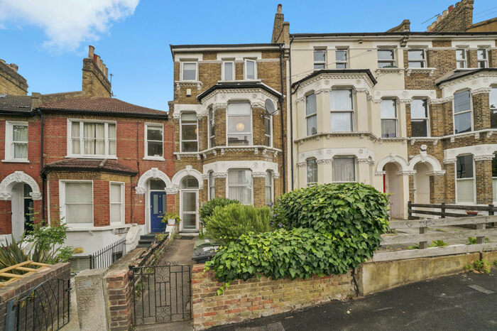 1 Bedroom Flat To Rent In Woodland Road, Crystal Palace, SE19