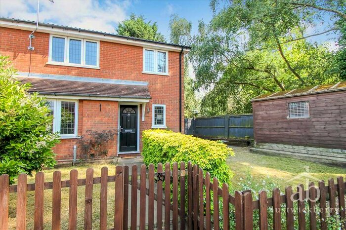 2 Bedroom Property To Rent In Essex Way, Purdis Farm, Ipswich, IP3