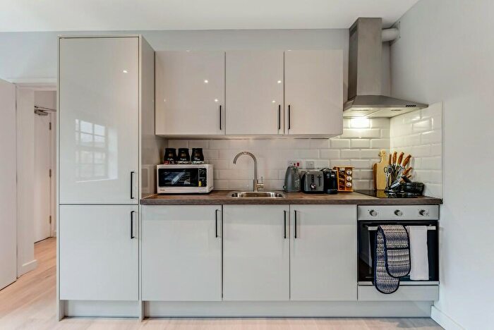 1 Bedroom Serviced Apartments To Rent In High Road, London, N17