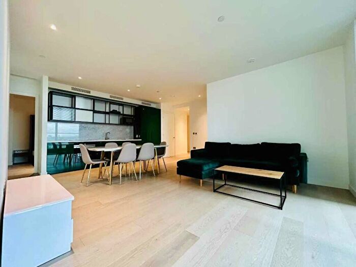 2 Bedroom Flat To Rent In Wards Place, London, E14