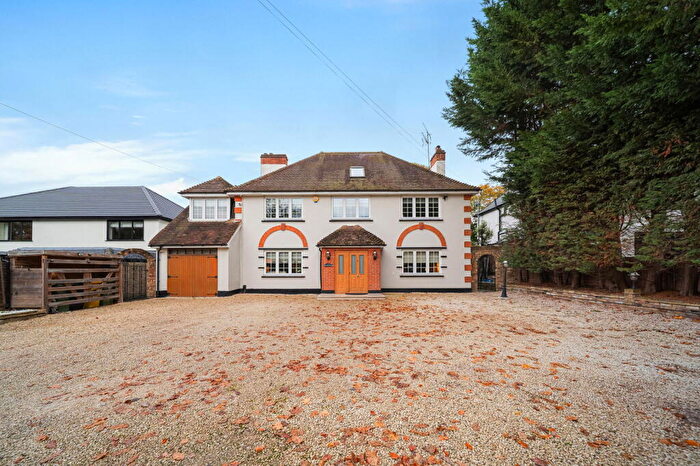 6 Bedroom Detached House For Sale In Westerham Road, Keston, BR2