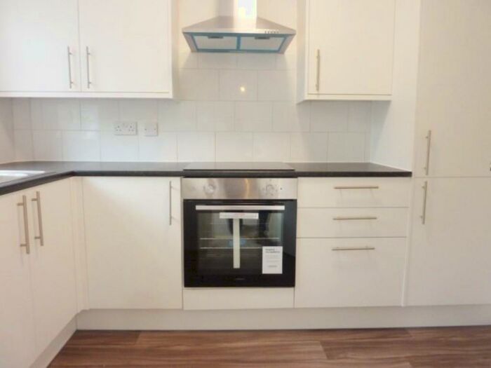 2 Bedroom Flat To Rent In Manor Park, Fulwood, PR2