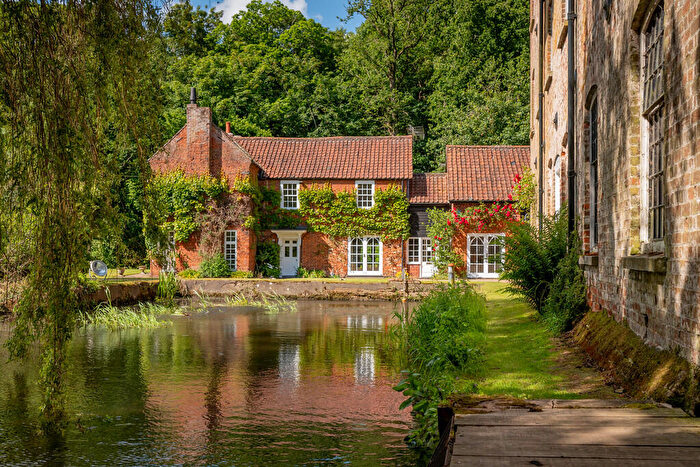 5 Bedroom Detached House For Sale In Oxnead, NR10