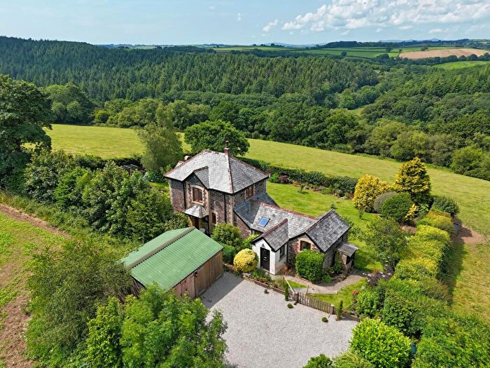 2 Bedroom Cottage For Sale In Dunterton, Tavistock, Devon, PL19