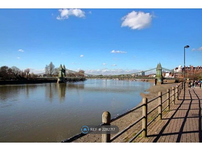 1 Bedroom Flat To Rent In Fulham Palace Road, London, SW6