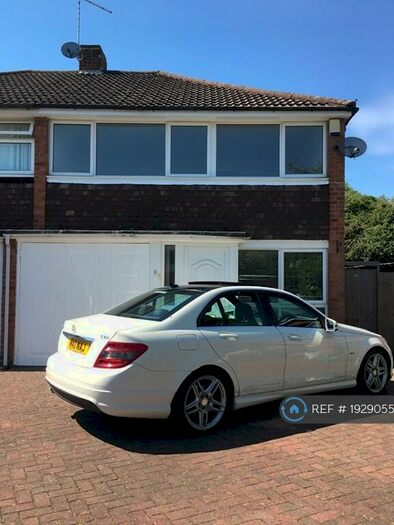 3 Bedroom Semi-Detached House To Rent In Bellamy Farm Road, Solihull, B90