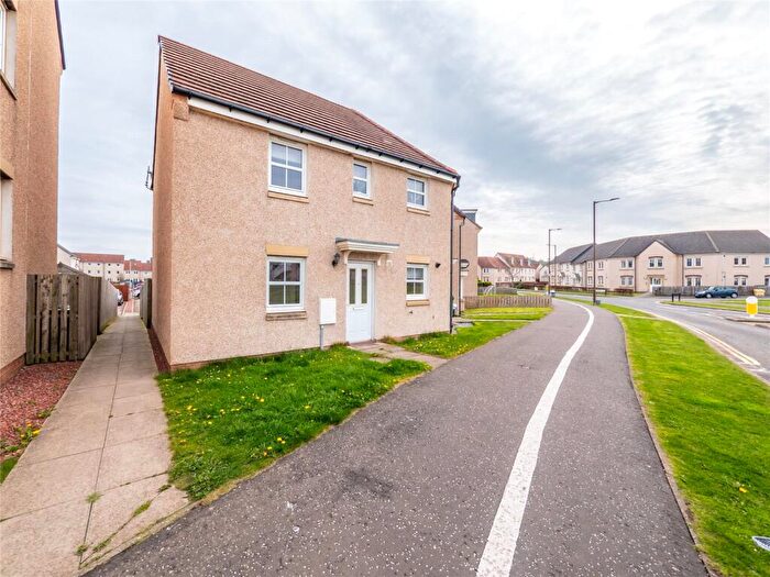 2 Bedroom Flat To Rent In Jim Bush Drive, Prestonpans, East Lothian, EH32