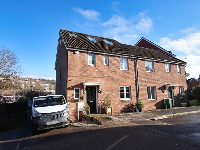 4 Bedroom Semi Detached House For Sale In Nant Y Dwrgi, Llanharan, CF72