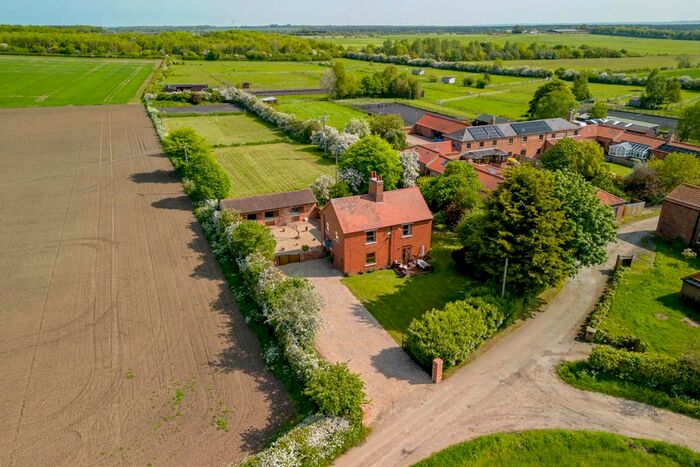 4 Bedroom Detached House For Sale In The Cottage, Langford Moor Farm, Coddington Newark, NG24