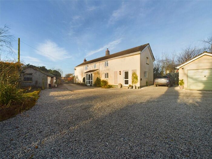 4 Bedroom Detached House For Sale In Thornbury, Holsworthy, EX22