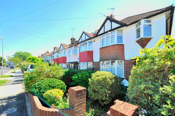 3 Bedroom Semi-Detached House To Rent In Orme Road, Kingston KT1