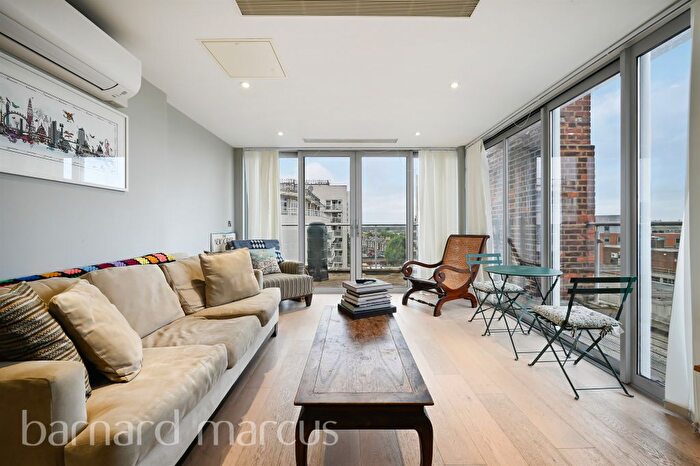 1 Bedroom Flat For Sale In Keswick Road, Putney, London, SW15