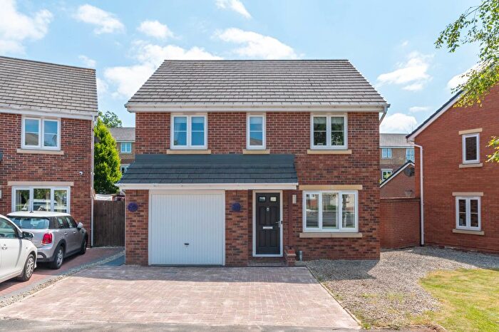 4 Bedroom Detached House To Rent In Golden Orchard, Halesowen, West Midlands, B62