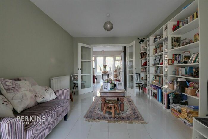 3 Bedroom Terraced House To Rent In Rosewood Avenue, Greenford, UB6