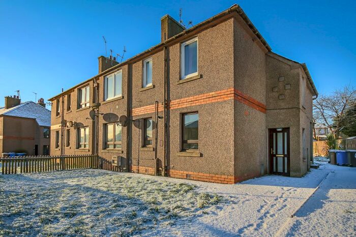 3 Bedroom Villa To Rent In Cardross Crescent, Broxburn, West Lothian, EH52