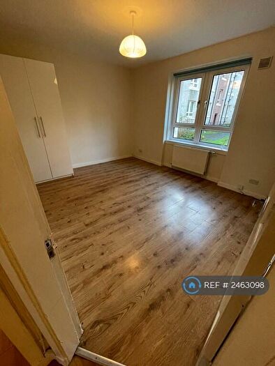 3 Bedroom Flat To Rent In Raploch Avenue, Glasgow, G14