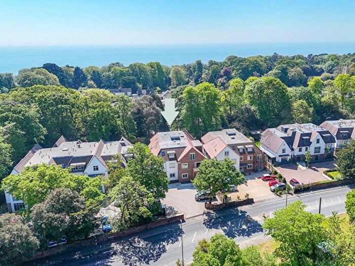2 Bedroom Flat For Sale In Lymington Road, Highcliffe, Christchurch, BH23