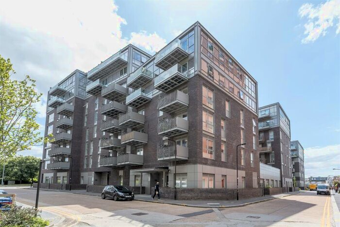 1 Bedroom Apartment To Rent In Brunner Road, Walthamstow, E17